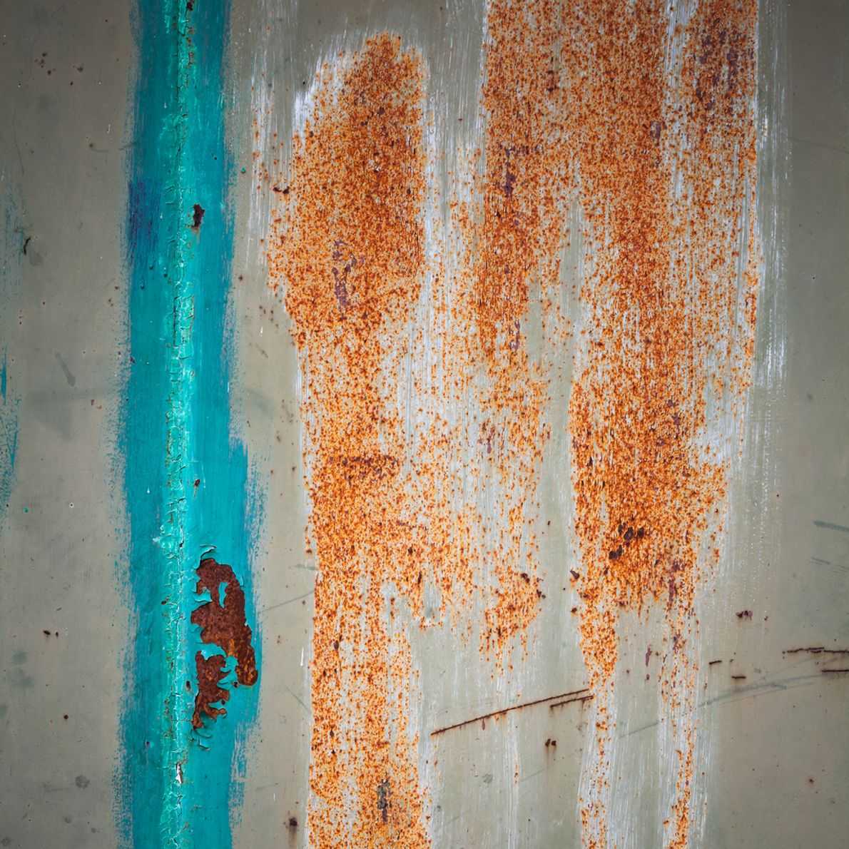 Metal & concrete primers