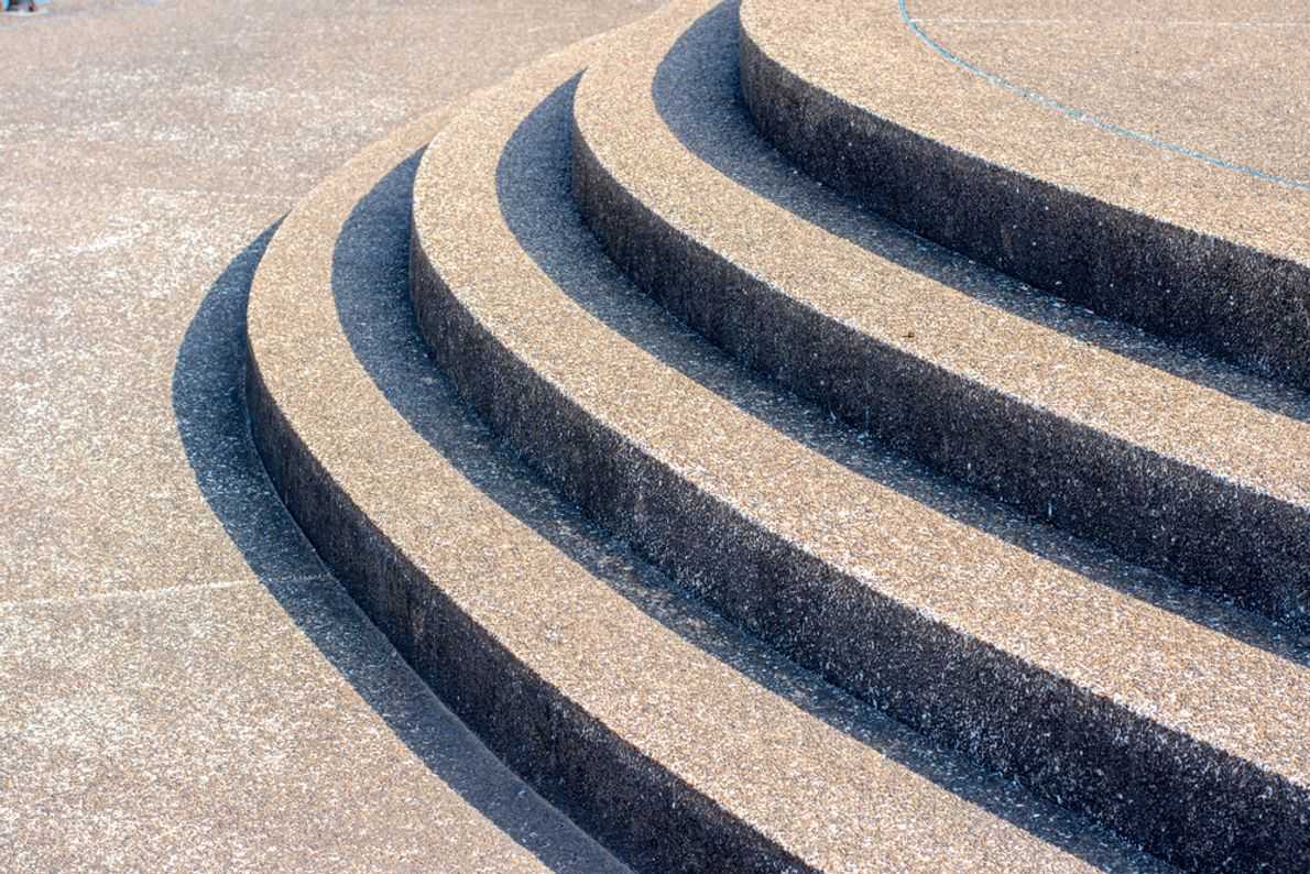 Binder for stone carpet