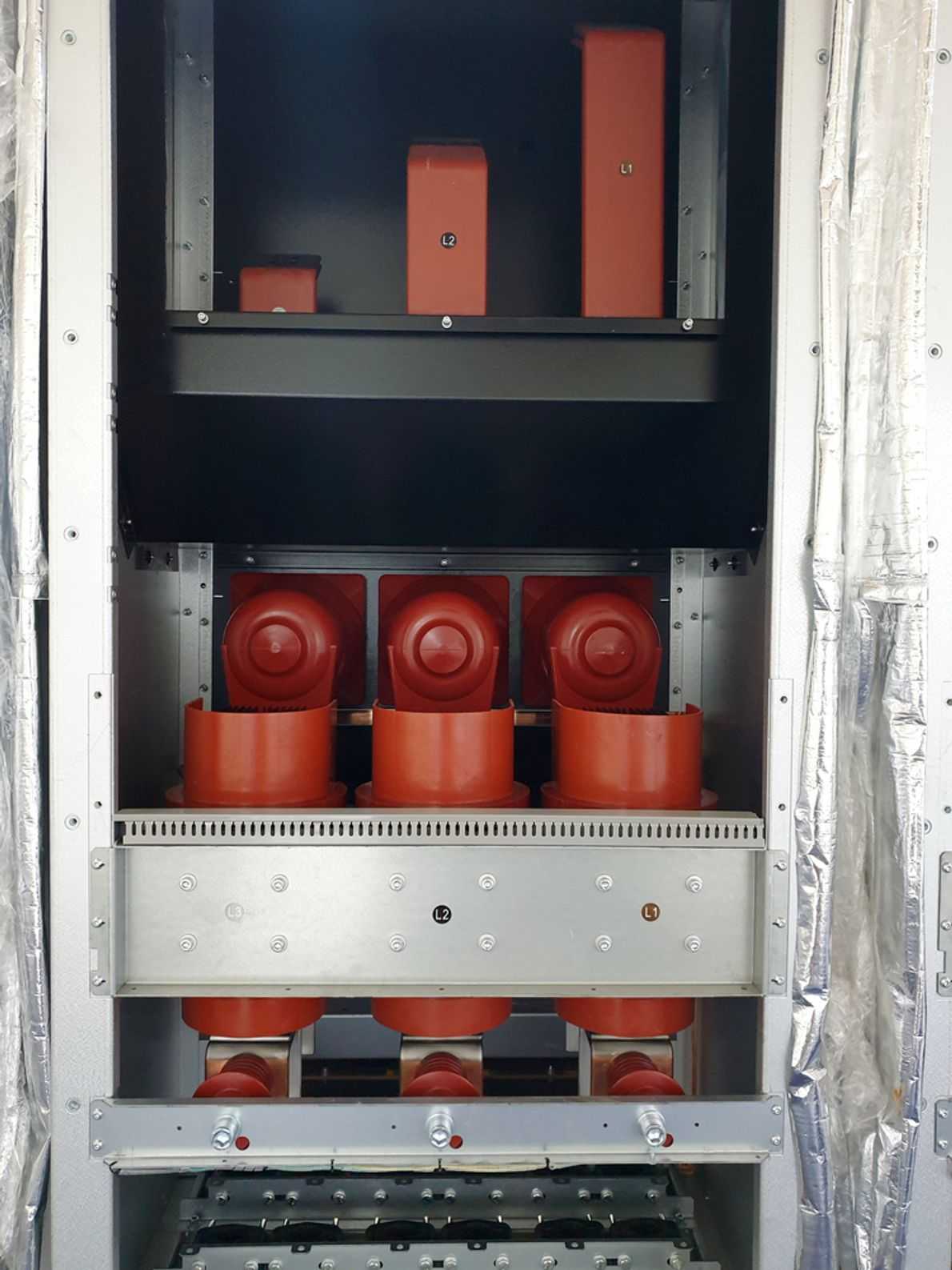 Indoor medium & high voltage applications